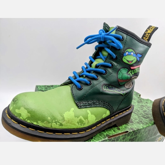 DR MARTENS LEONARDO LEATHER TEENAGE MUTANT NINJA TURTLES Boots MEN’S 6, Girls 7 - Picture 2 of 9